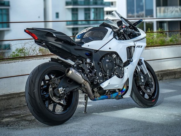 Carenagem Moto Yamaha YZF 1000 R1 2020-2025 - Branco